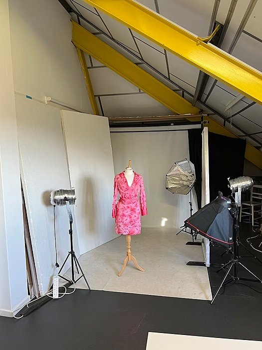 Setting the scene: photography