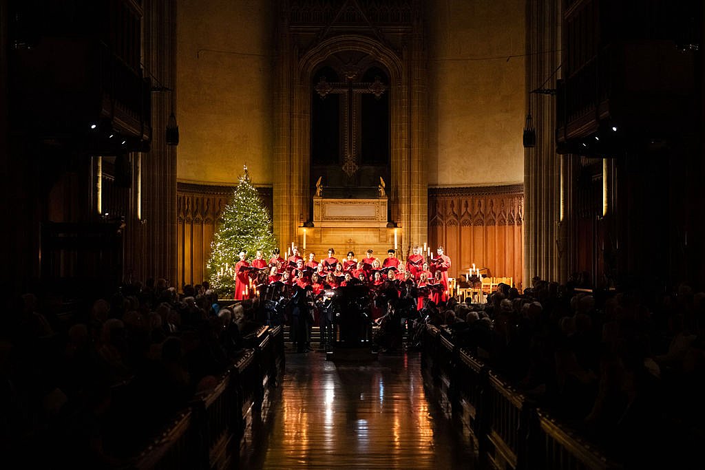 Christmas Carol singing in Charterhouse