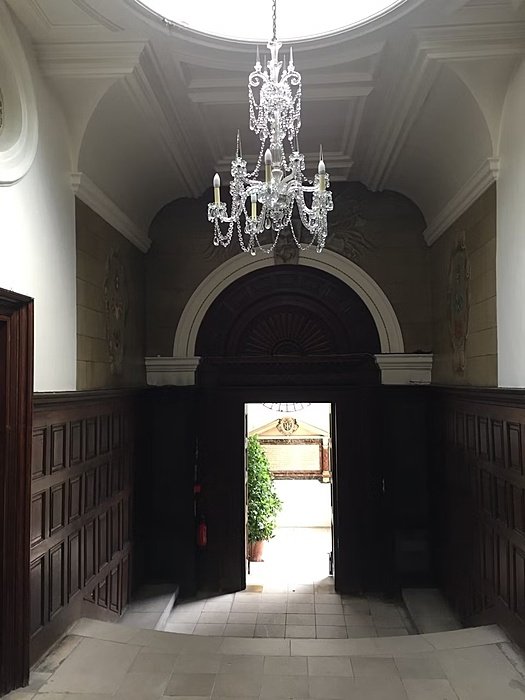 Chandelier en route to the library at Westminster School