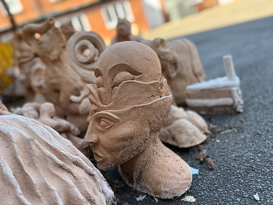 Art made out of pottery