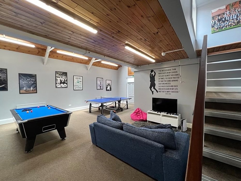 common room at the boarding house School House at Repton School