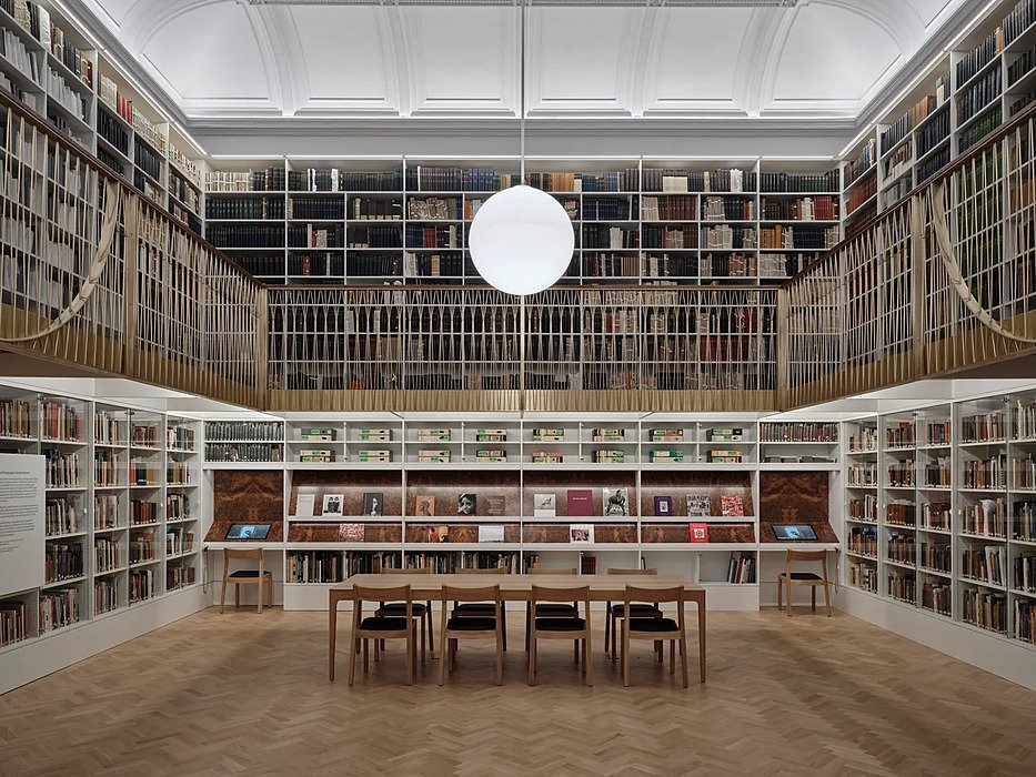 V&A library and photography centre