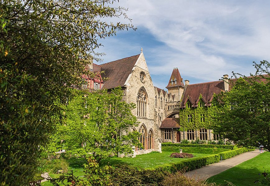 English Boarding Schools in Profile Cheltenham Ladies College, a truly