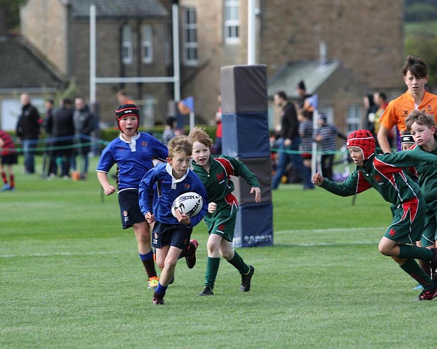 Two rugby teams in competition at Barnard Castle School