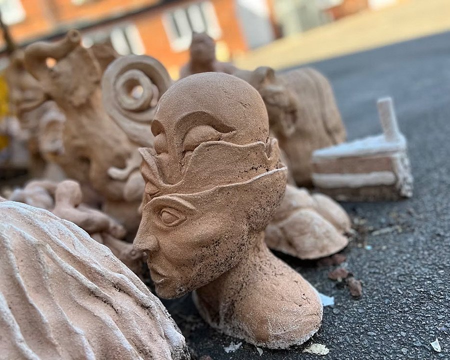 Art made out of pottery