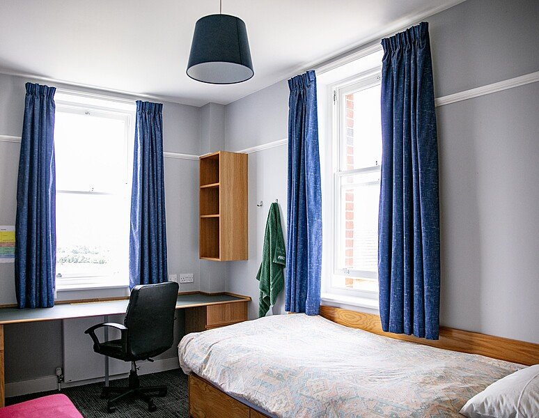 A free boarding room in one of Harrow's boarding houses